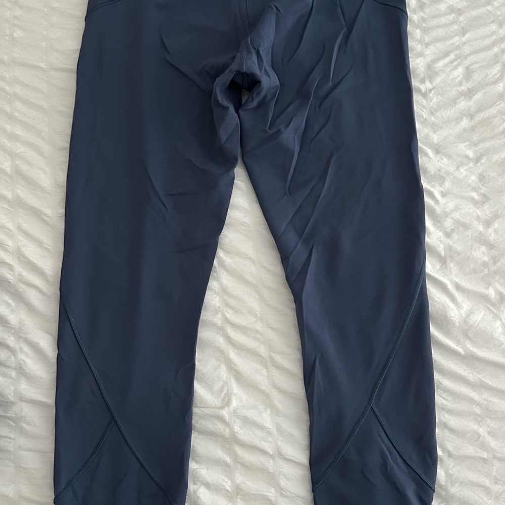 Lululemon 25” dusty blue leggings